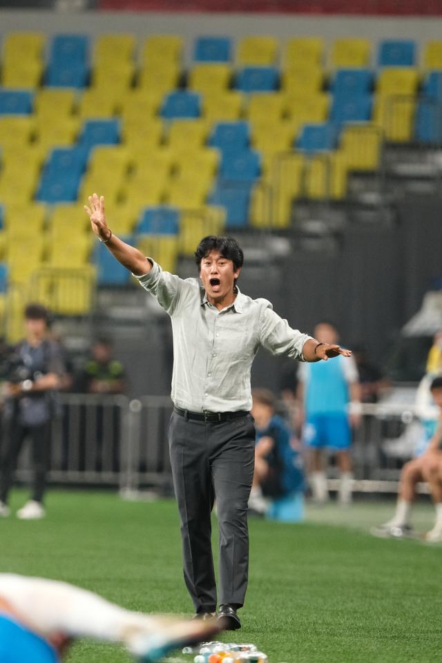 凤凰体育-蓉城遭遇“最佳”魔咒连胜止步 球队反省存在的问题