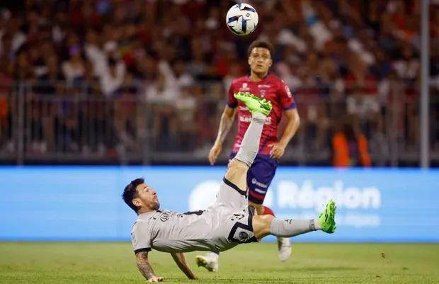 一记倒勾引发的大战：梅西破门让我们看到了什么？